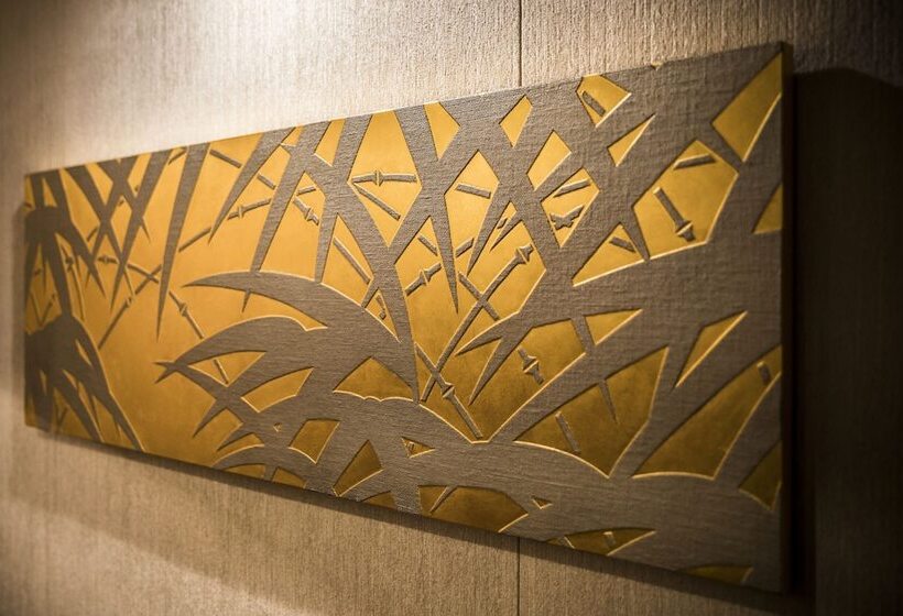 Отель The Rise Osaka Kitashinchi