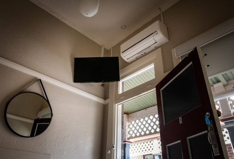 Royal Hotel West Wyalong