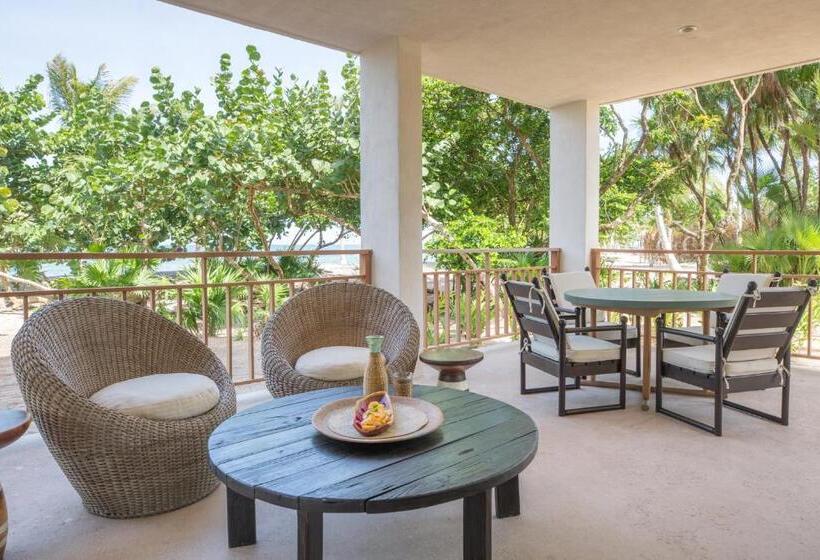 Itz Ana Resort & Residences