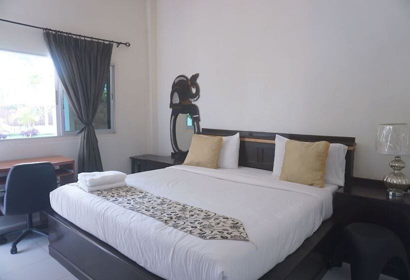 Iyara Resort