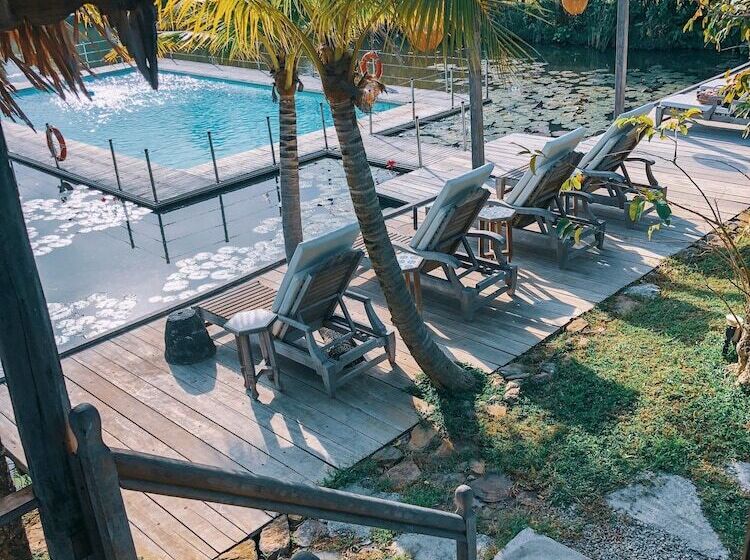 Курорт Kunang Kunang Heritage Villas