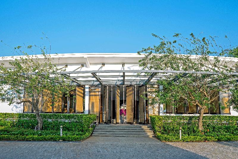 استراحتگاه Oceanami Villas & Beach Club Managed By Oceanami Group