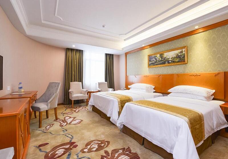 Vienna Hotel Nanjing Pukou Middle Puzhu Road