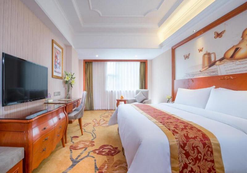 Vienna Hotel Shenzhen Bantian South Huancheng Road
