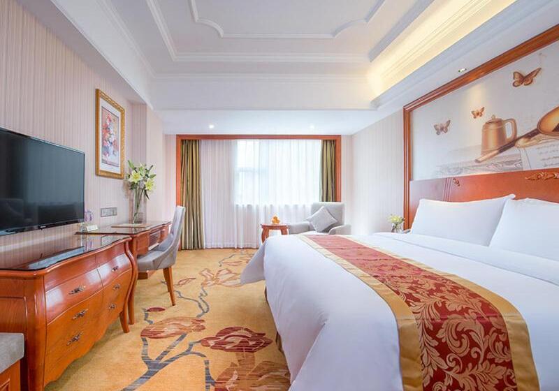Vienna Hotel Shenzhen Bantian South Huancheng Road