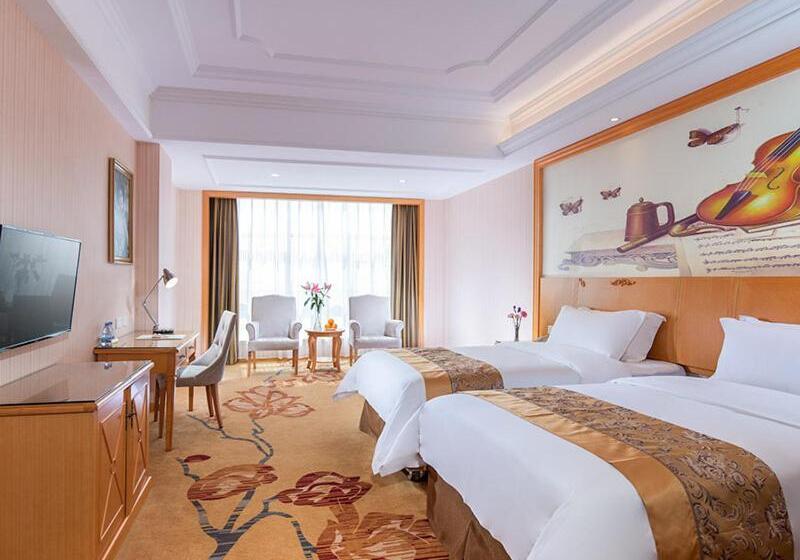 Vienna Hotel Yangjiang Jiangcheng District