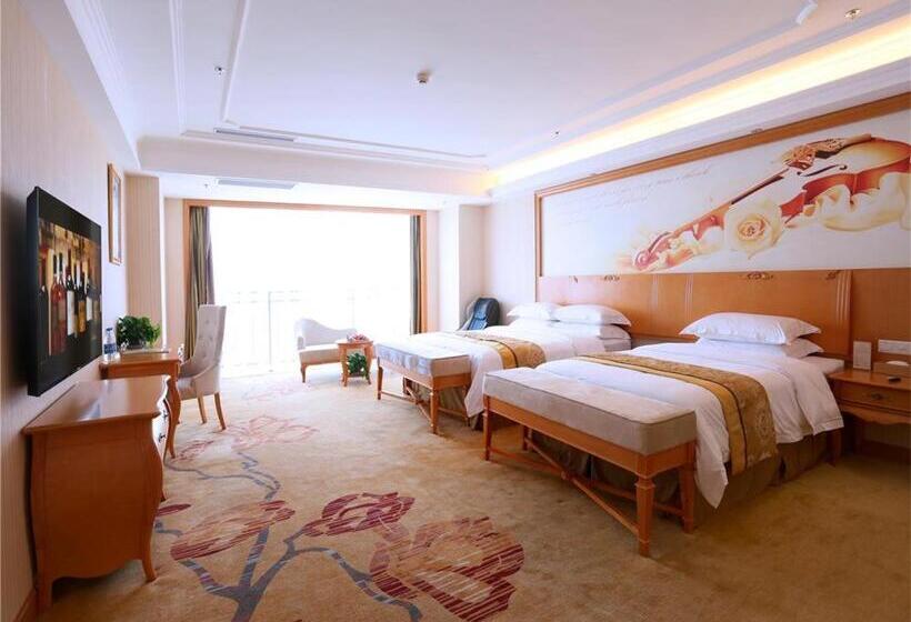 Vienna International Hotel Yantai Changjiang Road Xingyi Square Branch