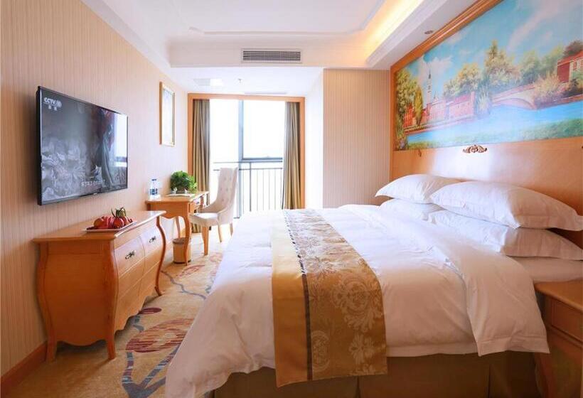 Vienna International Hotel Yantai Changjiang Road Xingyi Square Branch