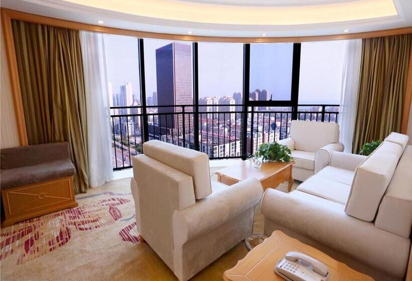 Vienna International Hotel Yantai Changjiang Road Xingyi Square Branch