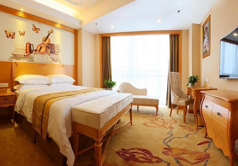 Vienna International Hotel Yantai Changjiang Road Xingyi Square Branch