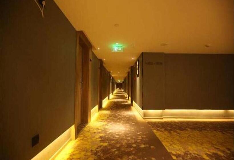 Atour Hotel Shuangyong Ave