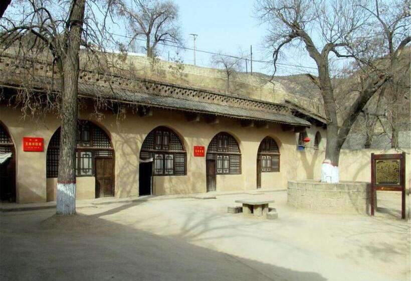 Atour Hotel Shuangyong Ave