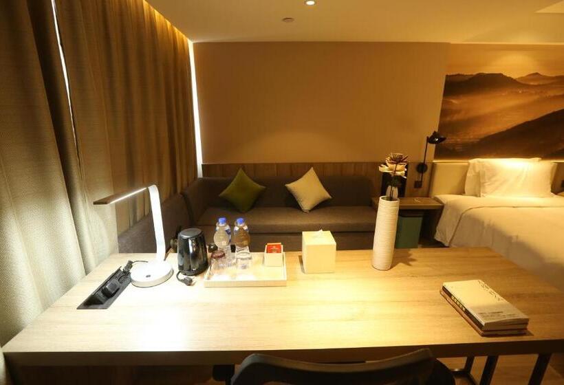 Atour Hotel Shuangyong Ave