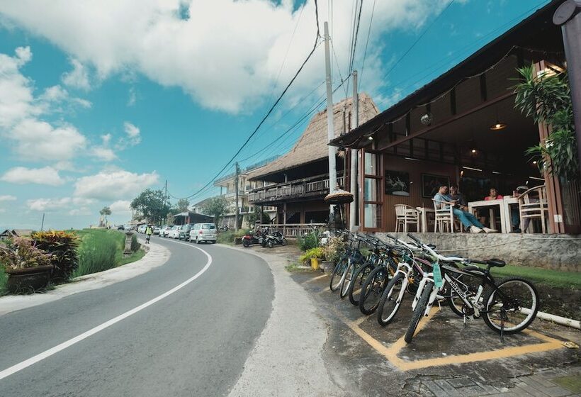 مبيت وإفطار Bhuana Agung Villa And Restaurant