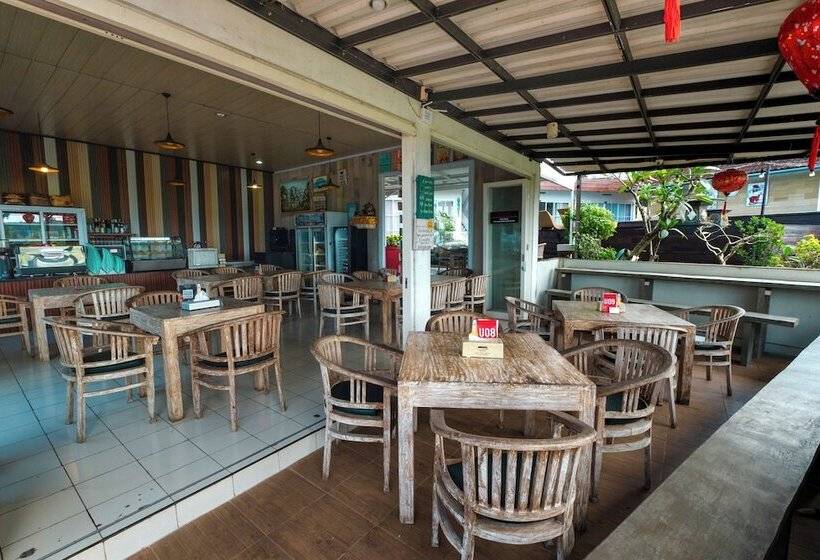 مبيت وإفطار Bhuana Agung Villa And Restaurant