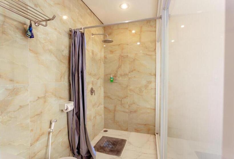 مبيت وإفطار Bhuana Agung Villa And Restaurant