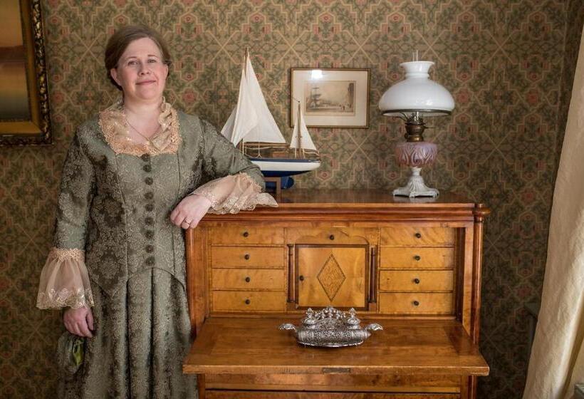 צימר Boutique Hotel Langin Kauppahuone