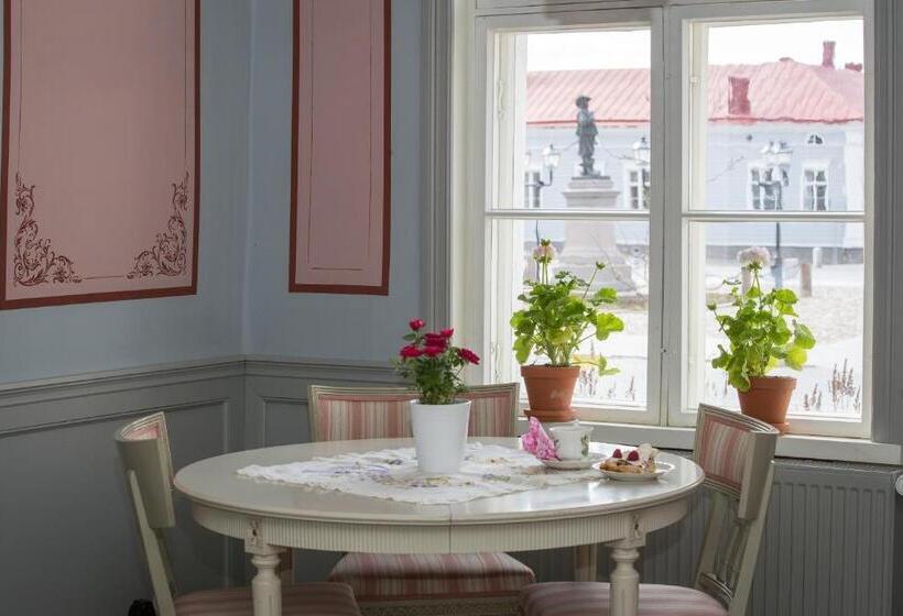 צימר Boutique Hotel Langin Kauppahuone