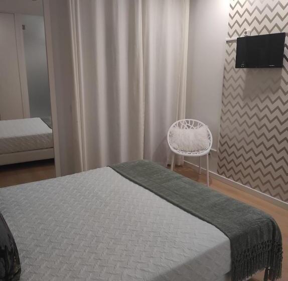 مبيت وإفطار By The Sea