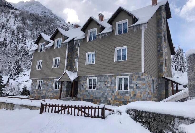 בית מלון כפרי Bujtina Valbonë