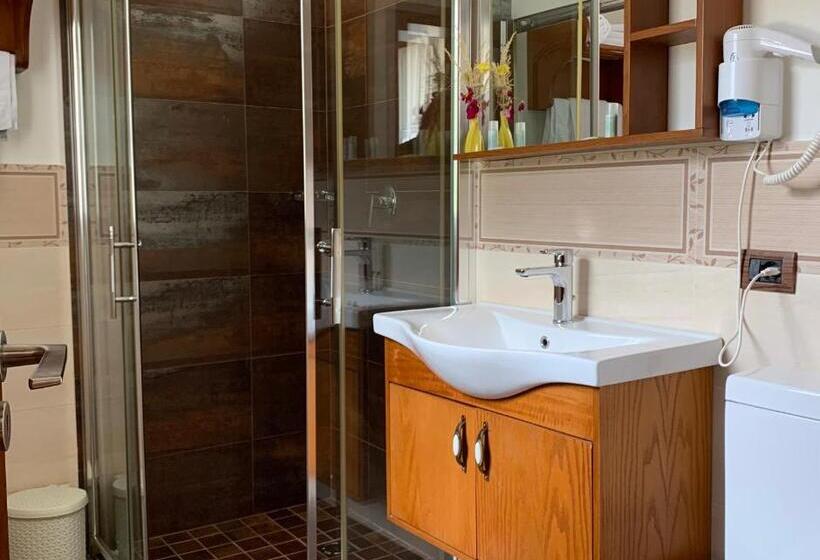 בית מלון כפרי Bujtina Valbonë