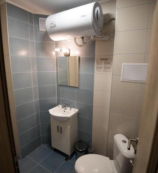 酒店 Court Inn