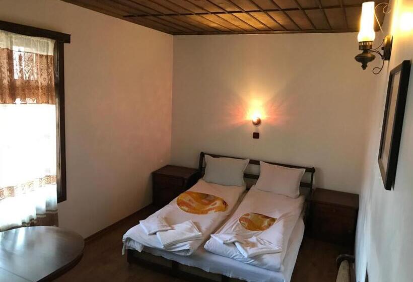 בית מלון כפרי Divetsite