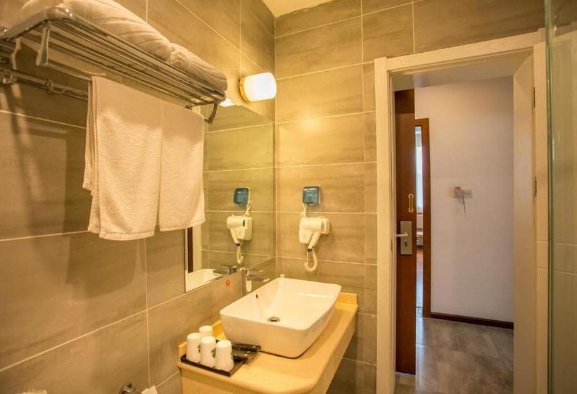 ホテル Greentree Alliance Dali Old City