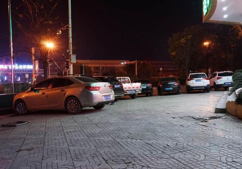 فندق Greentree Alliance Ganzhou Development Zone South Huajian Road