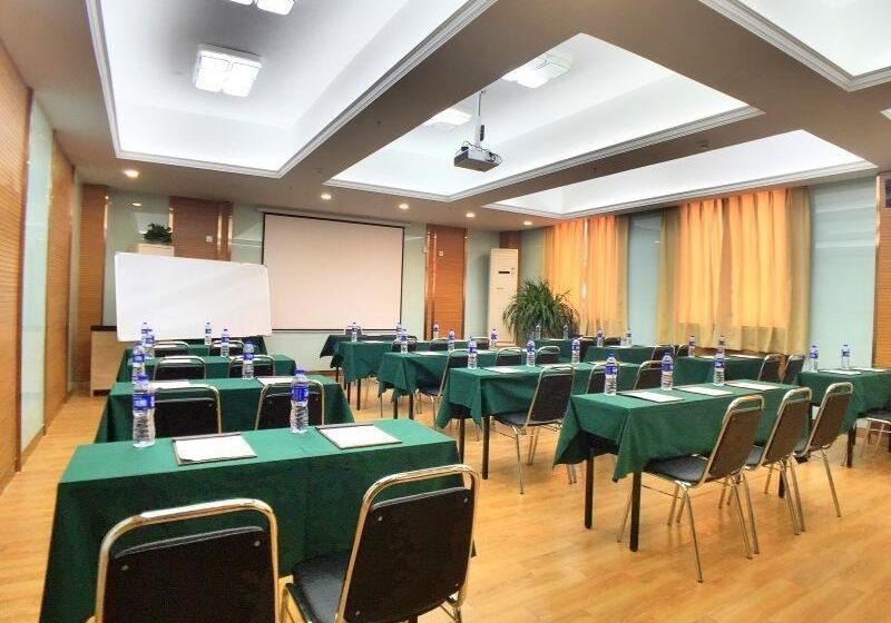 Hotel Greentree Inn Henan Kaifeng Jinming District Jinming Square Little Song City Business