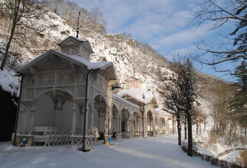 Отель Haus Bauer