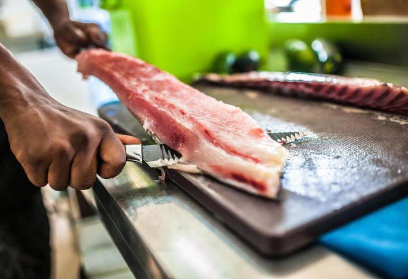 فندق Khulala Ocean Blue Bungalows