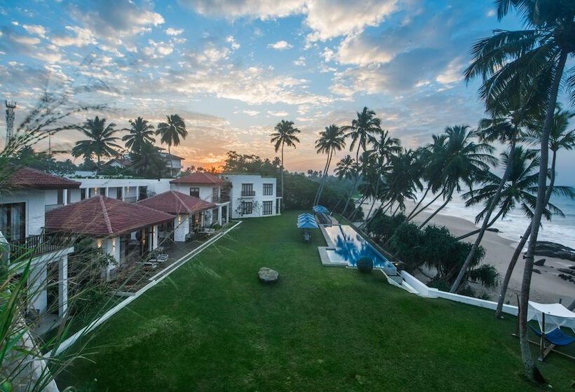 Отель Kumu Beach