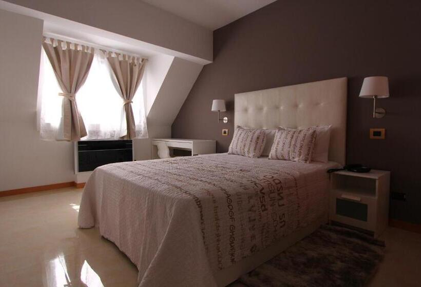 فندق Morenos Boutique