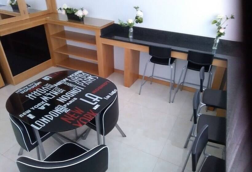 فندق Morenos Boutique