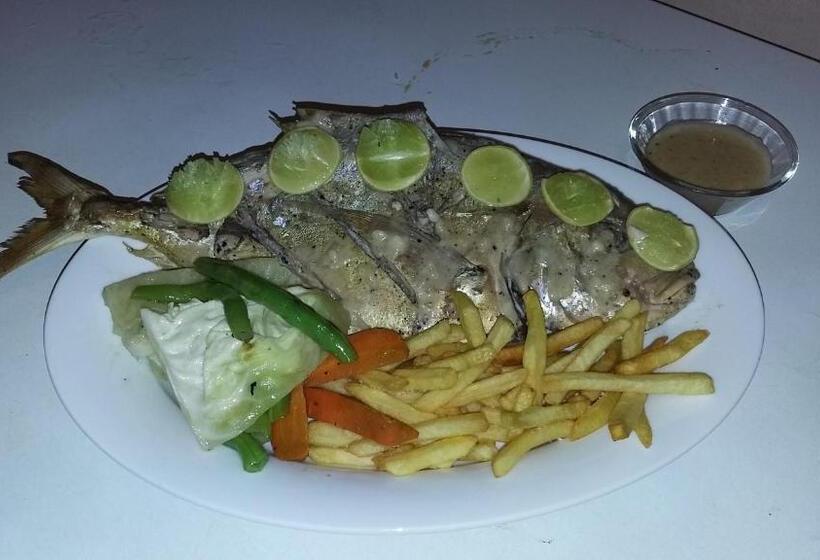 בית מלון כפרי Nn Beach Resort & Spa