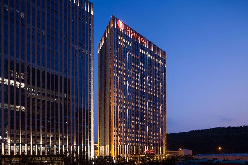 هتل Ramada Jinan