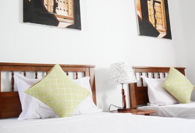 酒店 Airport Palace