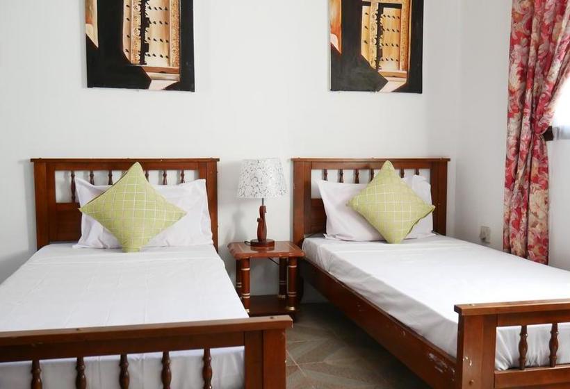 酒店 Airport Palace