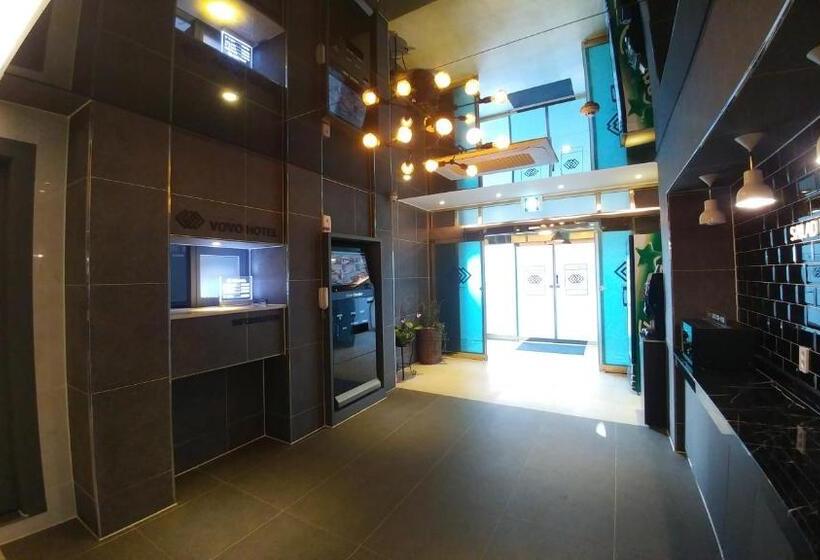 ホテル Vovo
