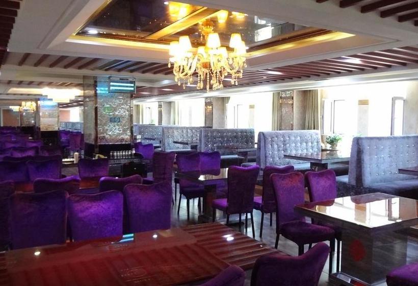 בית מלון כפרי Yining Yudu