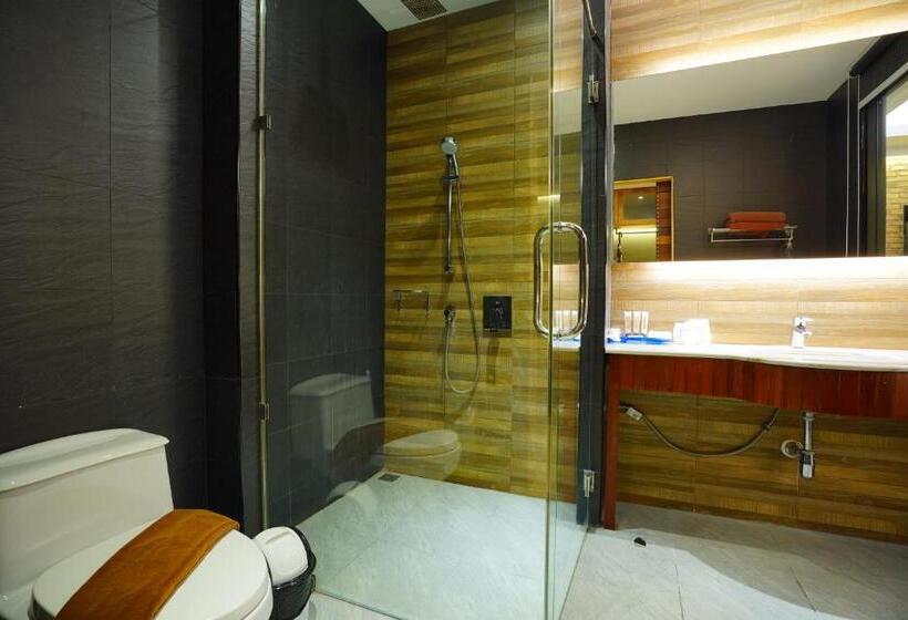 La Isla Pranburi Beach Resort