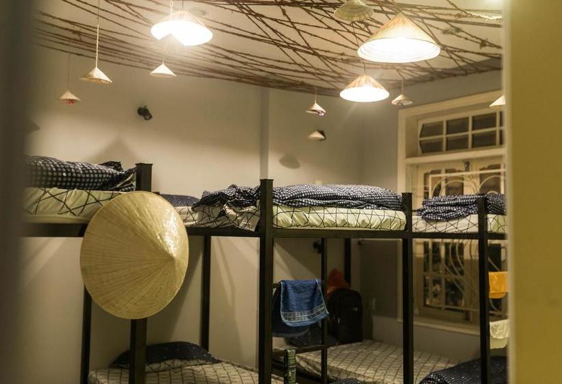 هاستل Khach San Lake View