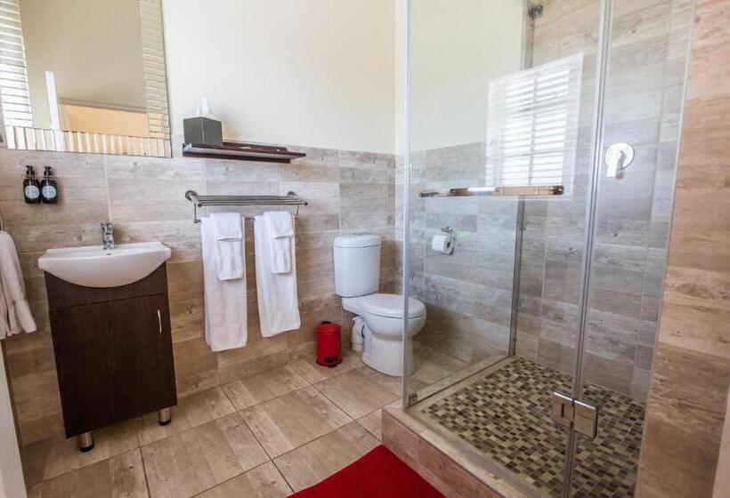 Oliver's Bed And Breakfast