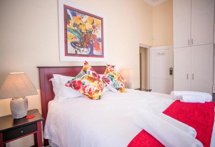 Oliver's Bed And Breakfast