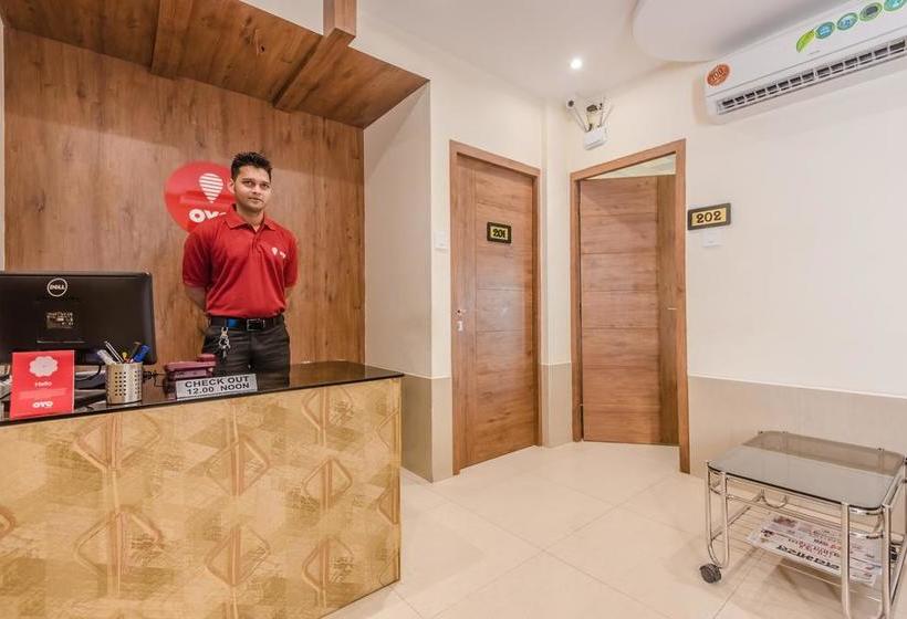 Oyo 8363 Hotel Royal Inn