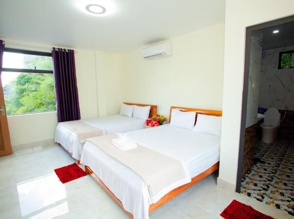 Victor Charlie Hostel 2