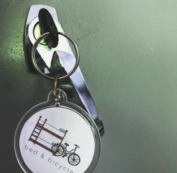 הוסטל Bed & Bicycle