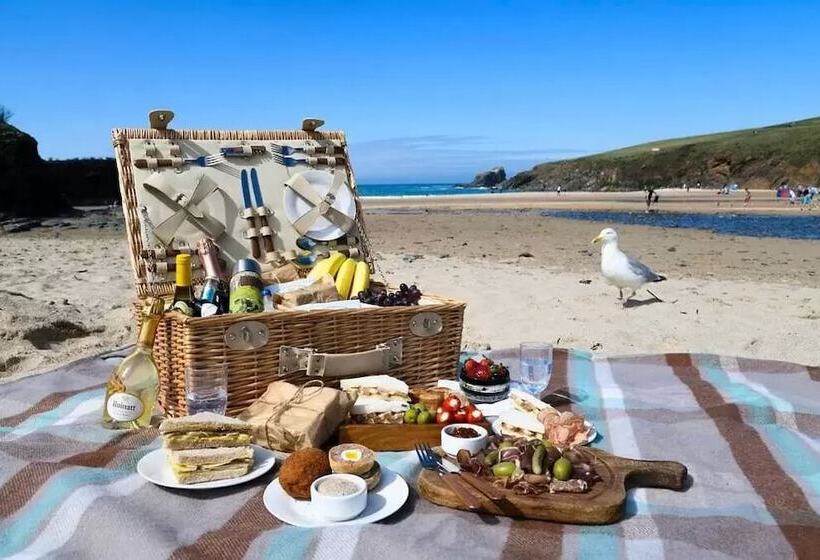 ベッドアンドブレックファースト Padstow Townhouse