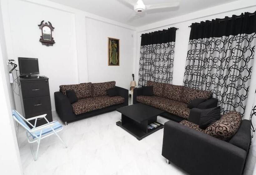 צימר Slightly Chilled Forest Villa